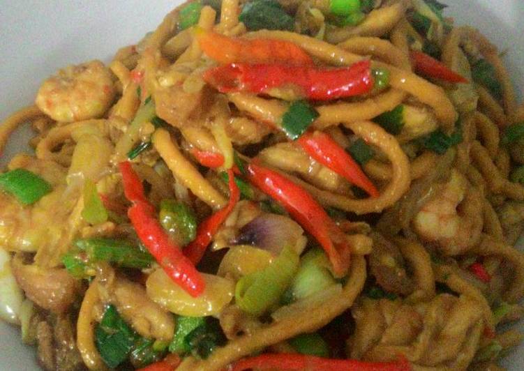Cara Mudah Membuat Mie gomak goreng Super Enak