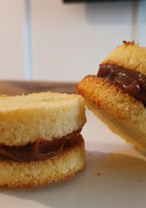 Una foto de Alfacocos de naranja y dulce de leche!! 🥥🥰