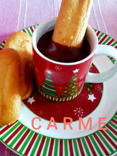 Una foto de Chocolate a la taza con melindros