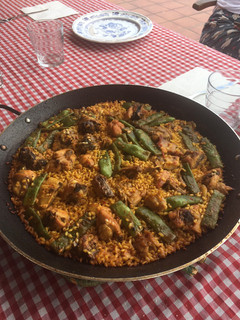 Una foto de Paella estilo Bargas