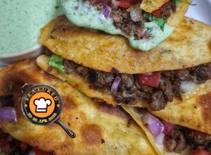 Gambar Crispy Beef Tacos with Cilantro Lime Sauce