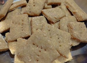Una foto de Galletitas de harina de garbanzo y queso con levadura gusto a queso