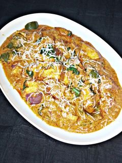 પનીર બટર મસાલા (Paneer Butter Masala Recipe In Gujarati) રેસીપી મુખ્ય ફોટો