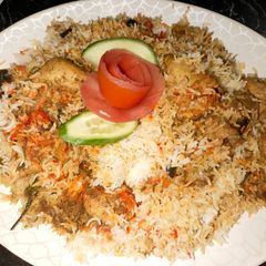 A picture of Spicy Chicken Biryani unique style.