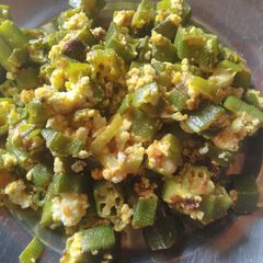 A picture of Bhindi paneer bhujia.