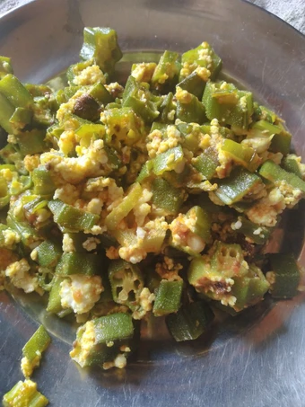Easy Way Make Bhindi paneer bhujia which Delicious
