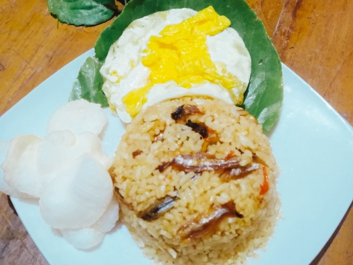 Ternyata ini lho! Resep  memasak Nasi goreng teri  nagih banget