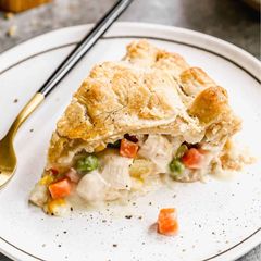 A picture of Chicken Pot Pie.