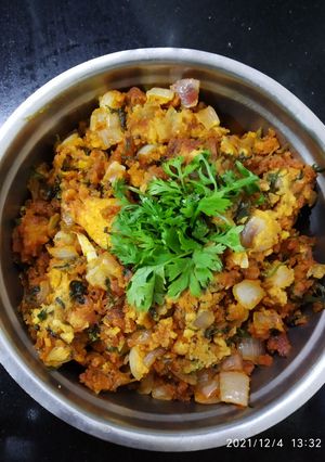 झुणका (zhunka recipe in marathi) रेसिपी चे मुख्य फोटो 