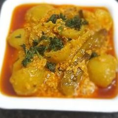 A picture of Creamy Tinda masala.