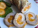 Рулет із свинини з абрикосами