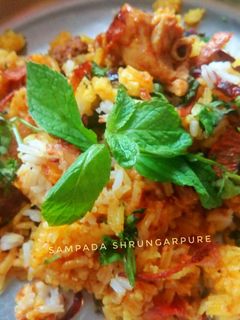चिकन बिर्याणी (chicken biryani recipe in marathi) रेसिपी चे मुख्य फोटो 