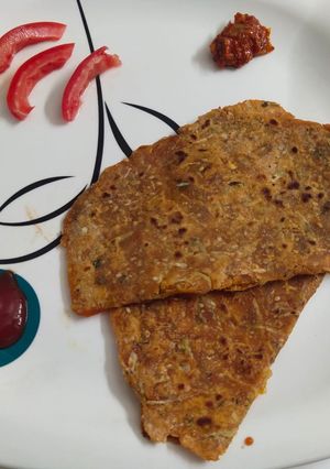 A picture of Lauki Parantha.