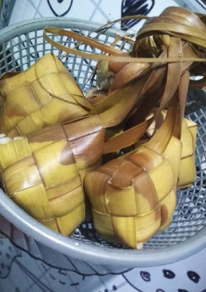 Foto resep Ketupat Lebaran Hemat Gas