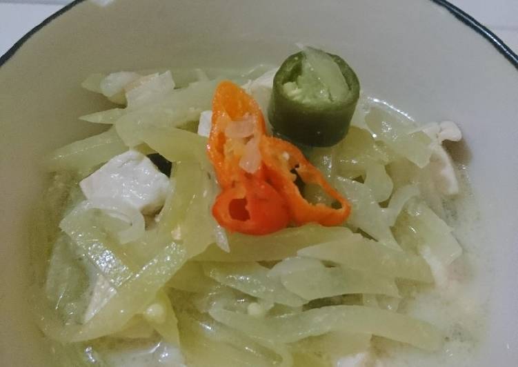 Resep Tahu &amp; Labu siam kuah santan yang Enak Banget