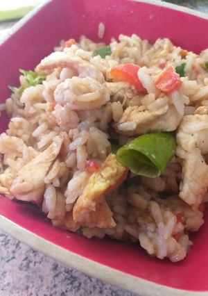 Una foto de Arroz chaufa👩‍🍳