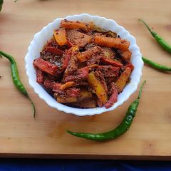 A picture of Instant Carrot & Raddish Achaar.