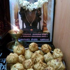 Coconut Modak A picture of Coconut Modak.