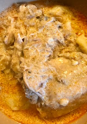 A picture of Chicken Paprika.