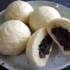 A picture of Anman (Steamed 'Azuki' Buns).