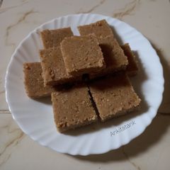 Roasted Sunflower seeds burfi A picture of Roasted Sunflower seeds burfi.