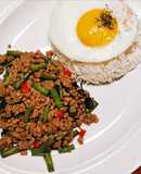 泰式羅勒炒豬肉碎 THAI BASIL MINCED PORK WITH RICE (PAD KRA PAO)
