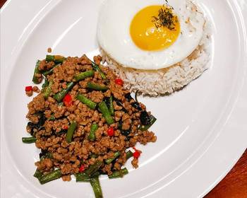 The New Way Serving Recipe  THAI BASIL MINCED PORK WITH RICE PAD KRA PAO Delicious Perfect