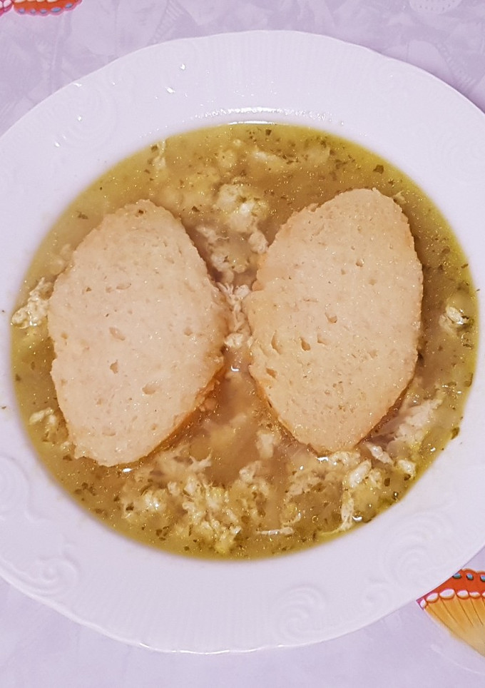 Una foto de Sopa de cebolla y huevo