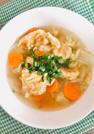รูปของ แกงจืดไข่น้ำ 🐣🥦🥕 #ง่ายสไตรเด็กหอ #เย็นนี้ผอมแน่ 🙆🏻‍♀️