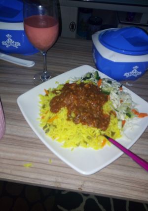 A picture of Curry rice and stew.