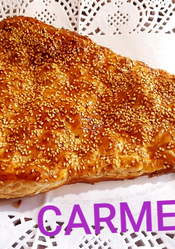 Una foto de Hojaldre relleno muy rico