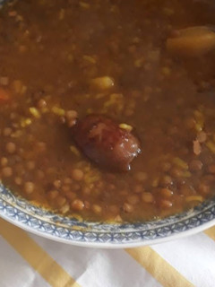 Una foto de Lentejas con arroz y chorizo
