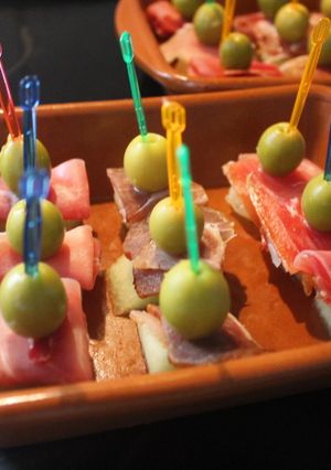 Foto principal de Pinchos de jamón con melón