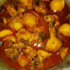 A picture of Chicken Curry.