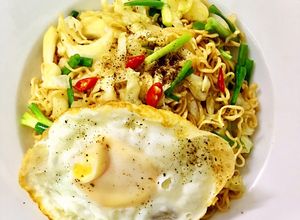 Hình của món Mì Xào + Trứng.