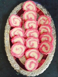 A picture of Coconut Swiss Roll.
