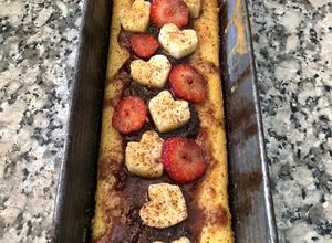 Una foto de Budín tipo cheesecake con yogur griego súper fácil y económico