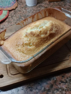 Una foto de Budín De Limón Esponjoso Y Húmedo🍋