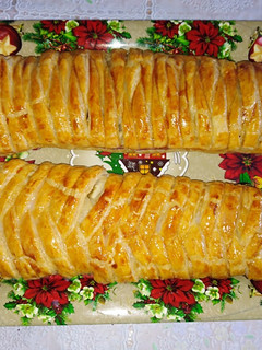 Una foto de Trenza de hojaldre rellena