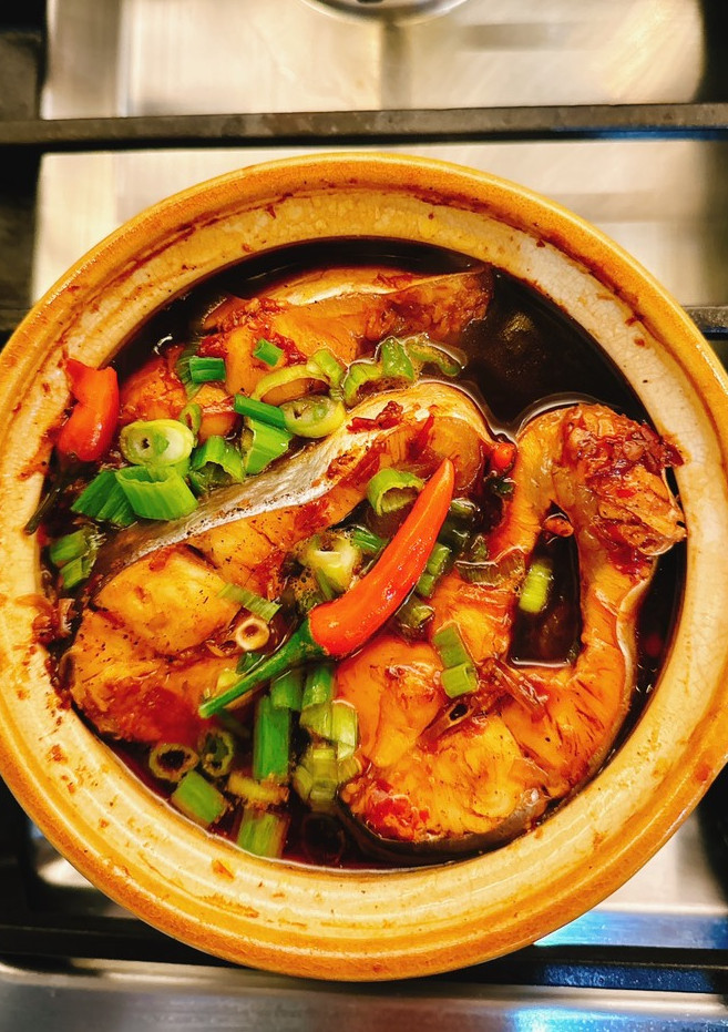 Hình của món Cá basa kho tộ 🐟.