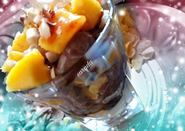 Step-by-Step Guide to Make Homemade Mango chocos mastani