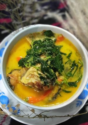 Foto resep Gulai Ikan Tuna Daun Kemangi