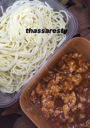 Foto resep SPAGHETTI AYAM SAUS BBQ PEDAS GILA #dirumaaja (self quarantine)