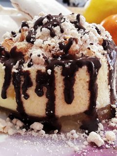 Una foto de Mini pavlova en mousse de cítricos