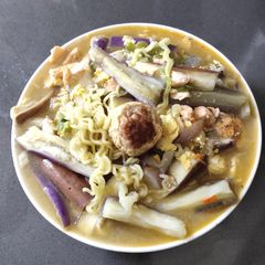 A picture of Instant Noodle with Eggplant.