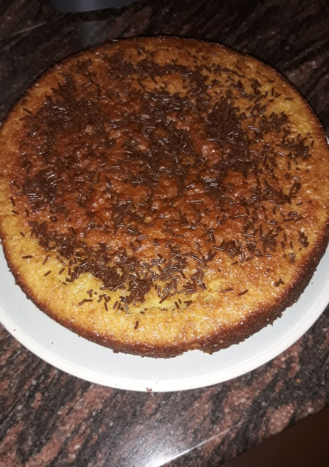 Una foto de Bizcocho de naranja y pepitas de chocolate !!
