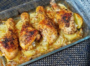 Una foto de Patas de pollo al horno