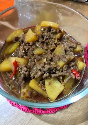 Foto resep Semur Kentang Daging Sapi