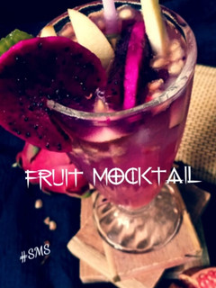ફ્રૂટ મોકટેલ(fruit mocktail recipe in gujarati) રેસીપી મુખ્ય ફોટો