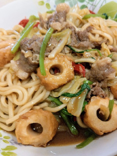 牛肉什錦炒麵 的食譜成品照片